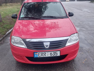 Dacia Logan foto 2