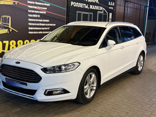 Ford Mondeo foto 10