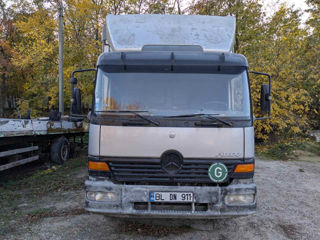 Mercedes Atego foto 2