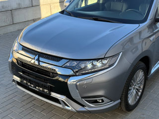 Mitsubishi Outlander foto 15