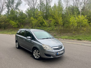 Opel Zafira foto 3