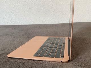 Macbook Air 13 2019 foto 2