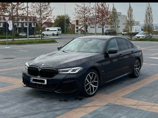 BMW 5 Series foto 2