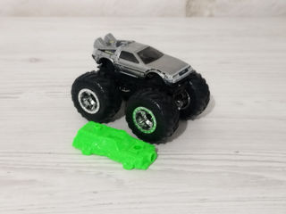 Машинки Hot Wheels foto 6