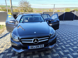 Mercedes C-Class foto 9