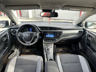 Toyota Auris foto 8