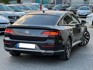 Volkswagen Arteon foto 4