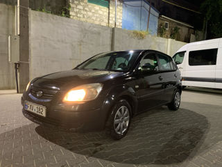 KIA Rio foto 1