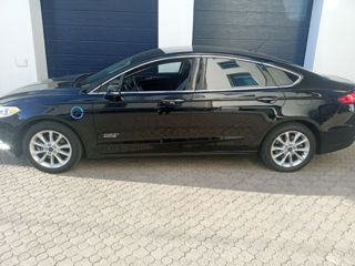 Ford Fusion foto 5