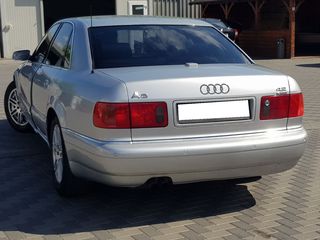 Audi A8 foto 6