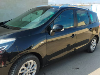 Renault Grand Scenic foto 1