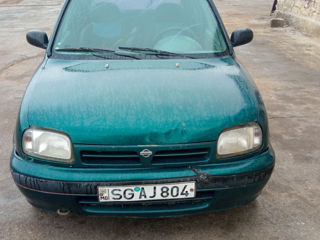 Nissan Micra foto 2