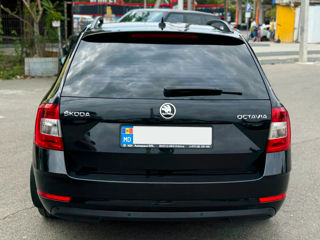 Skoda Octavia foto 6