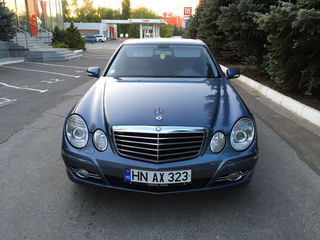 Mercedes E Class foto 2