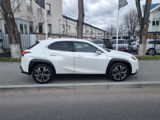 Lexus UX foto 4