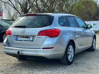 Opel Astra foto 4