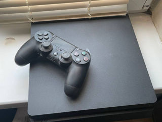 Playstation 4 slim foto 1