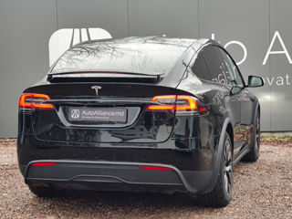 Tesla Model X foto 4