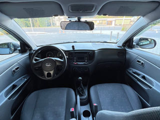 KIA Rio foto 7