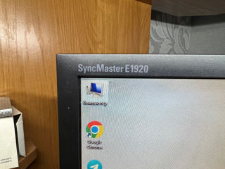 Vind monitor Samsung SyncMaster E1920 - 300Lei foto 3