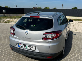 Renault Megane foto 3