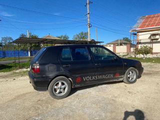 Volkswagen Golf foto 2