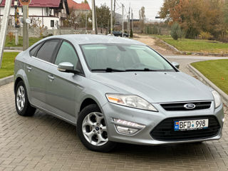 Ford Mondeo foto 2