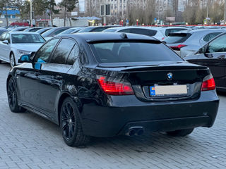 BMW 5 Series foto 5