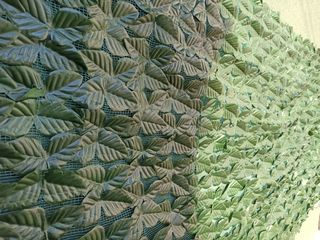 Декоративные листья на сетке laurel fence foto 1