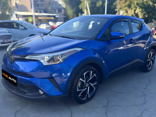 Toyota C-HR foto 3