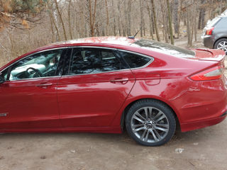 Ford Fusion foto 6