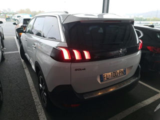 Peugeot 5008 foto 3