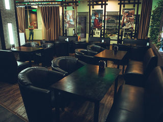 Se vinde bar Polo House si cafenea Cabinet Cafe foto 7