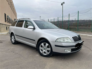 Skoda Octavia foto 4