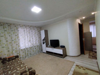 Apartament cu 2 camere, 40 m², Centru, Rîbnița foto 2