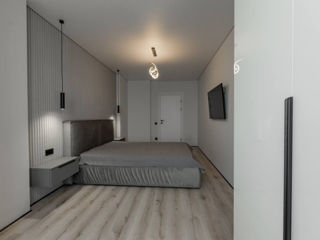 Apartament cu 2 camere, 90 m², Buiucani, Chișinău foto 2