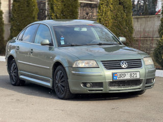 Volkswagen Passat foto 0