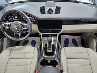 Porsche Cayenne foto 9