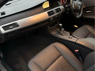 BMW 5 Series foto 5