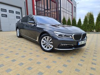 BMW 7 Series foto 3