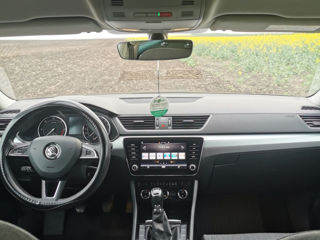 Skoda Superb foto 4