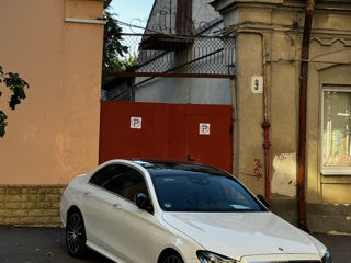 Mercedes E-Class foto 5