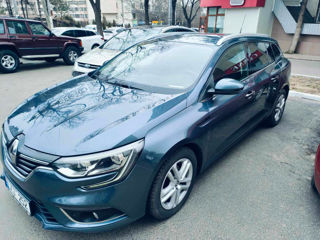 Renault Megane foto 2