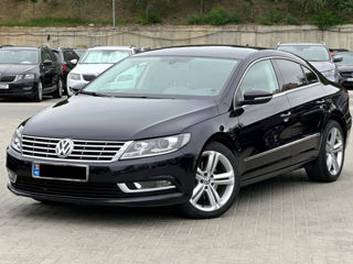 Volkswagen Passat CC foto 2