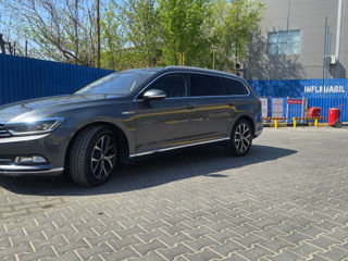 Volkswagen Passat foto 3