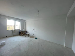 Apartament cu 3 camere, 84 m², Botanica, Chișinău foto 3