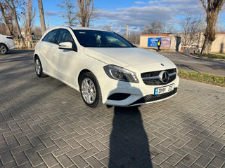 Mercedes A-Class foto 2