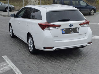 Toyota Auris foto 5