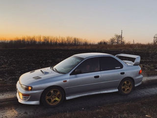 Subaru Impreza foto 1