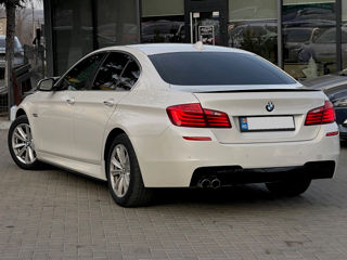 BMW 5 Series foto 5